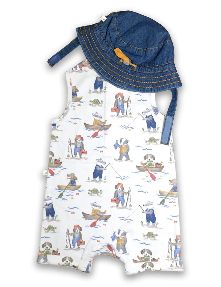 Charming 100% organic cotton baby romper featuring a playful print of animals fishing and boating. Comes with a trendy dark denim hat. Shop online India.