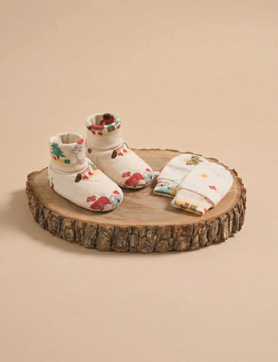 Organic Cotton Baby Booties & Mittens Set – Panda Christmas Print