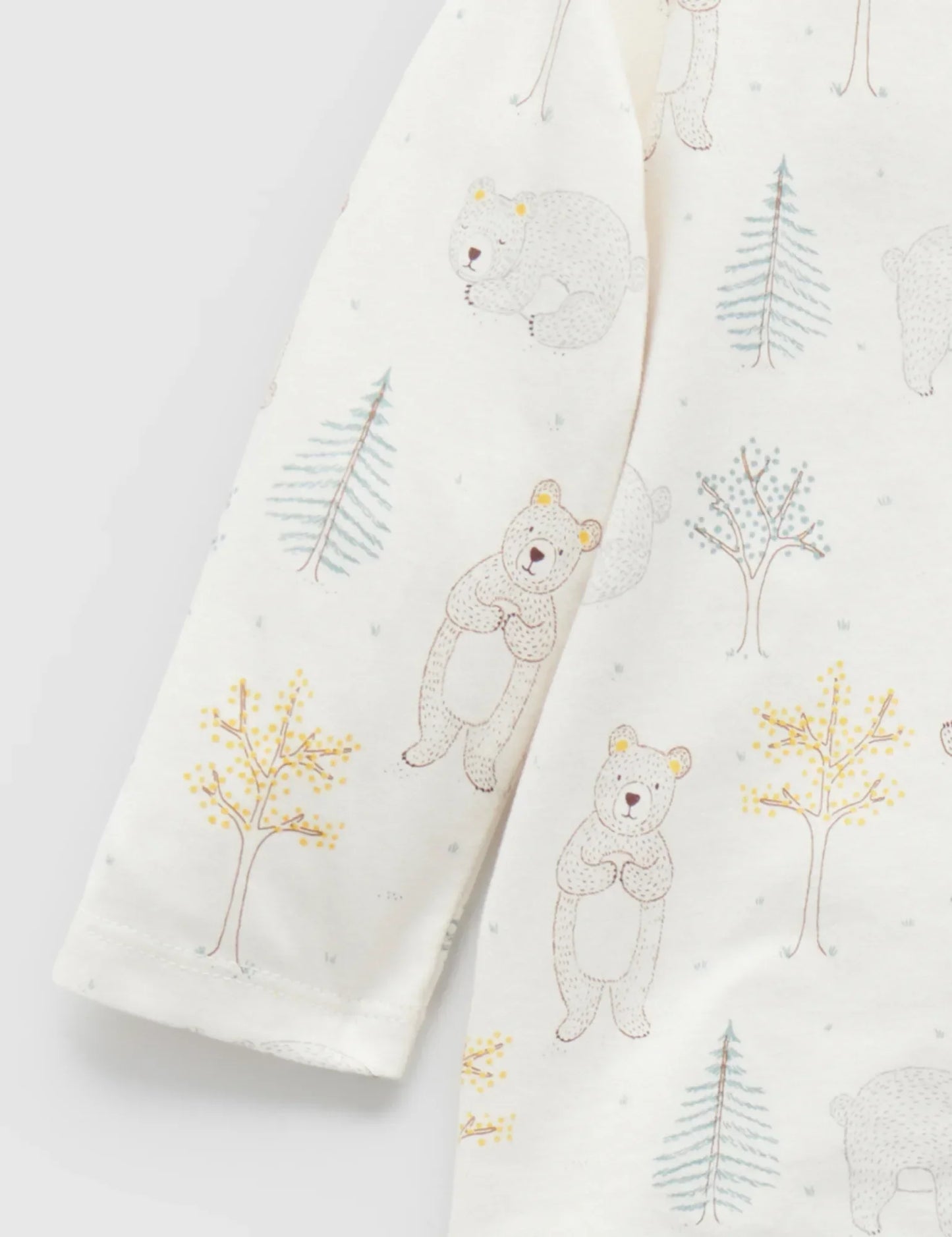 Infant long sleeve tee with cute bear and tree print on white fabric